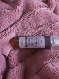 TNW Pull Me Closer Body Mist