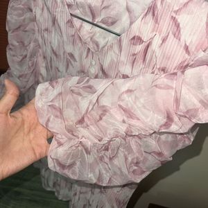 Cloud Arm, Fancy top