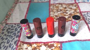 Oriflame Lipstick