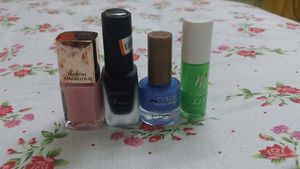 MYGLAMM &amp; Colorbar Nailpolish