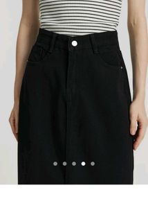Slit Black A_ Line Skirt ( Also A Free Gift) 🎁