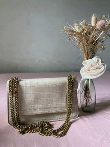 Mango Sling Bag