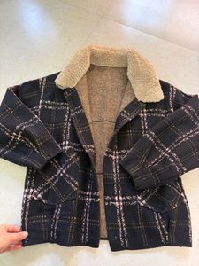 Plaid Jacket with Fur Collar ❤️( free 📦)