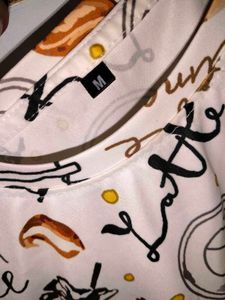 Patterned Top - Size M