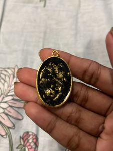 Floral Pendant Necklace