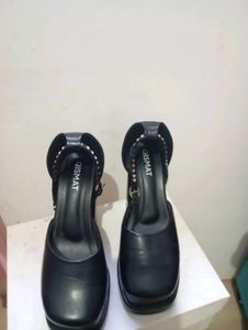 Trendy Valentino Heels For Women