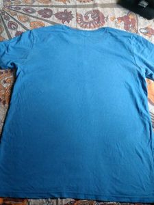 Benetton Tee - Retro Vibes
