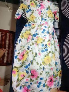 30 To 32 Inch Bust Size Floral Print White Gown