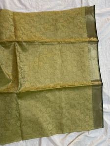 👑 Royal Zari Grandeur – Premium Banarasi Fabric ✨