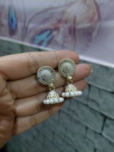 Earings Hi Earing