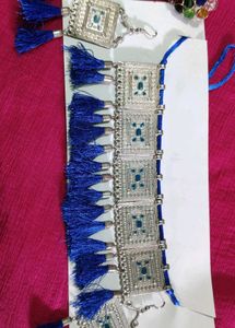Metal Blue Colour Chokar