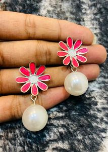 Pearl & Flower Earrings
