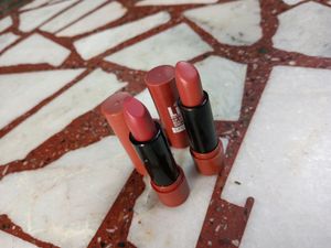 2 Pcs Bullet Nude Lipstick