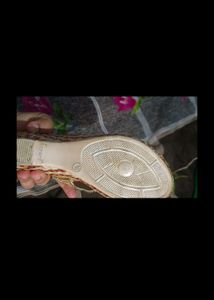 Beautiful Platform Hill Sandal