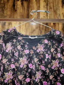 Navy Floral Sheer Top✨