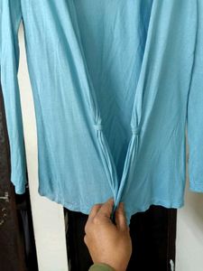 WOMEN&#39;S Light Blue SHRUG