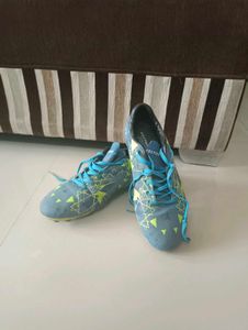 Vector X Soccer Cleats - Geometric Design