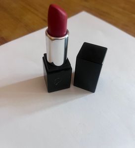 Stay Quirky Badass Lipstick - Shade: Stolen Kiss 4