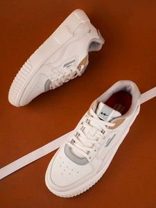Campus White Sneakers yoga advance max insole