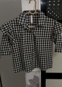 Cute Plaid Ruffle Sleeve Top