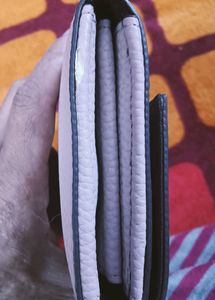 ON SALE! Oriflame Wallet New But Little Flaw check