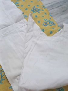 🤍Full White Iner Frock..