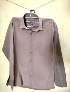 Green Long Sleeve Button-Down Shirt
