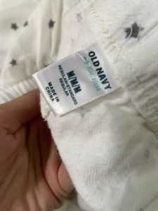 Old Navy Flared Trouser ⭐️&amp; 🌙 Print