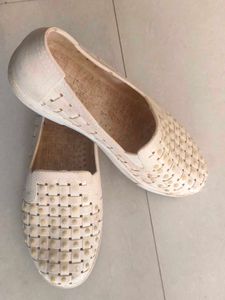Nice Rainy Shoes 👟