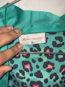 Pretty secrets Teal Animal Print Robe