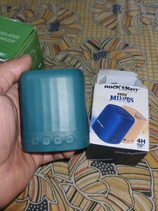 Portable Wireless Speakers but not working