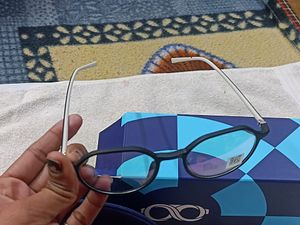 Lenskart Blu Fram New With TG