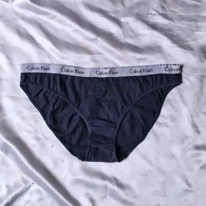 Calvin Klein Bra Panty Set
