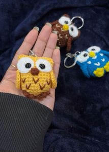 Owl keychain (crochet)