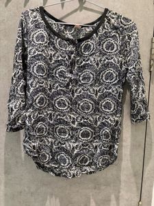 Patterned Three Quarter Sleeve Top