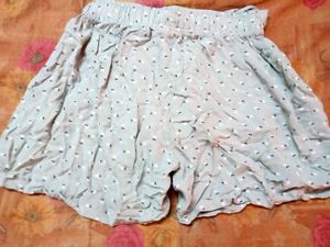 Floral Print Tie-Waist Shorts