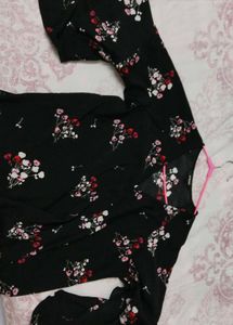 Black V-Neck Flared Minimal Top – Elegant,