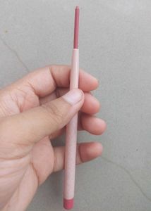 Kay Beauty Plumping HD Lip Liner Suspense