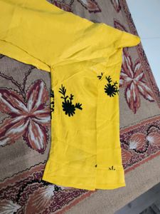 Women Crop Top