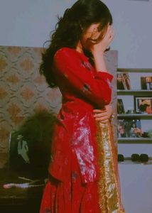 Xl Women Red &amp; Gold Wedding Outfit