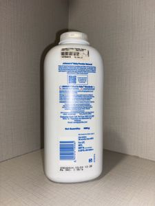 Johnson&#39;s Natural Plant-Based Baby Powder400g