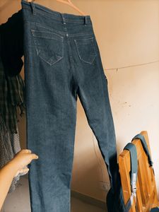 Blue Straight Jeans Without Flaws
