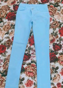 New Trendy Jeans