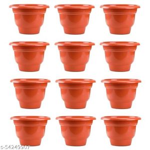 Set of 12 pots