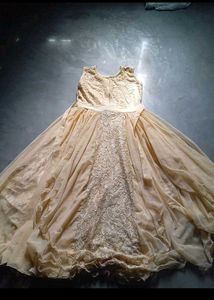 Very Beautiful And Elegant Pretty Golden Gown
