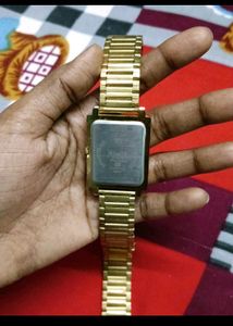 Sonata Gold Watch(Needs battery)