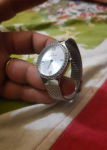 Women Watch From Daniel Klein