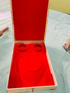 necklace box