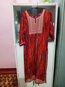 Red Embroidered Kurta