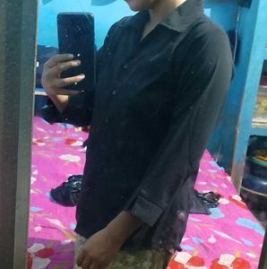 black shirt